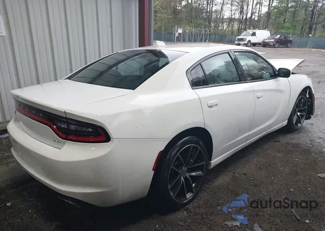 2016 Dodge Charger Sxt z USA, uszkodzony, nr VIN 2C3CDXHG7GH237168